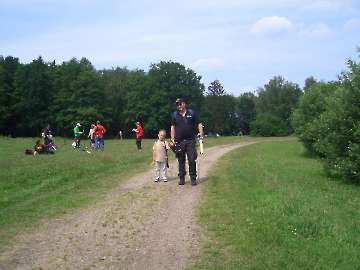 Fotos vom Wettkampf, Pause und Siegerehrung von der LM FITA in Vellmar vom 02. Juli 2006-6